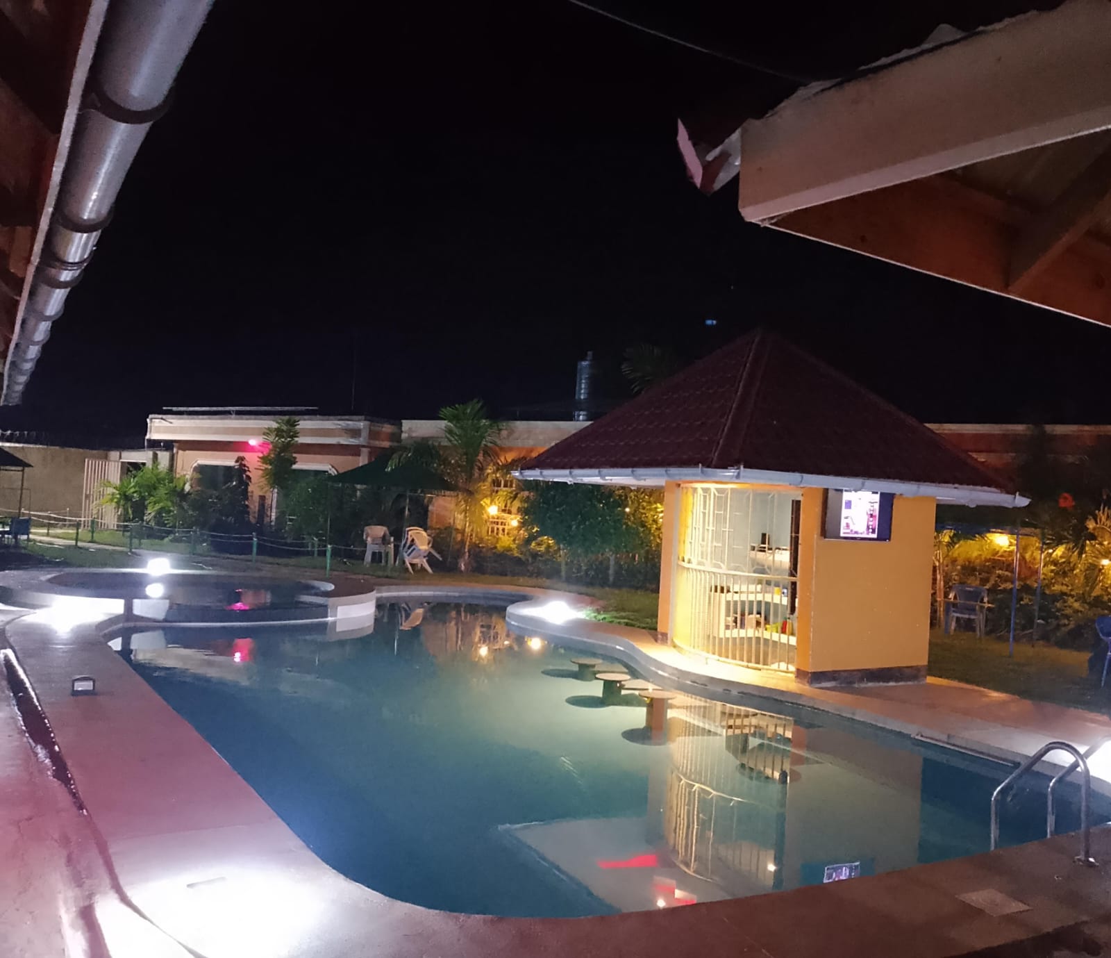 Dining at Relax Eden Gardens
